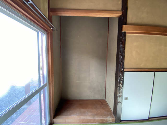 1F　東和室　床の間